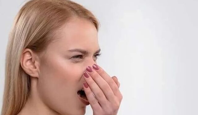 Ağız Kokusunu Önlemek İçin Alınması Gereken Önlemler