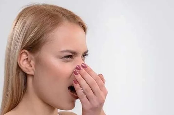 Ağız Kokusunu Önlemek İçin Alınması Gereken Önlemler