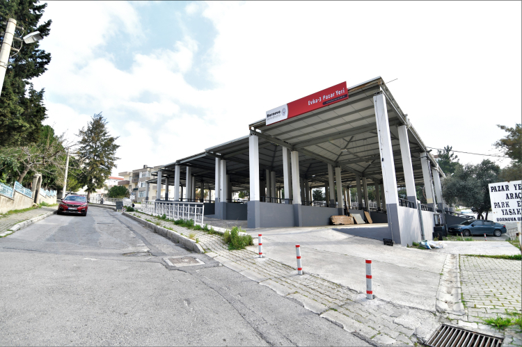 Bornova’da Pazaryerleri Yenileniyor: Alışverişe Konfor Dokunuşu