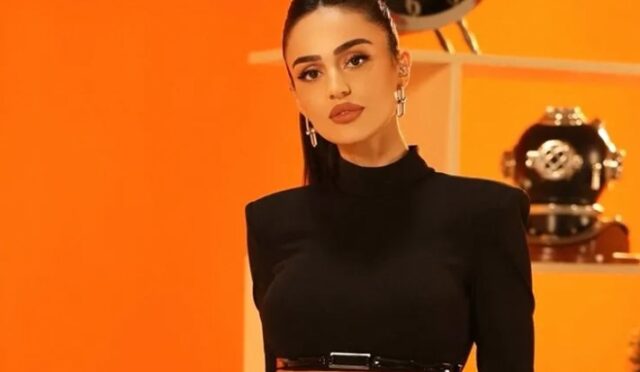 Elif Buse Doğan’la Şarkılar Yeniden Hayat Buluyor Elif Buse Doğan’la Şarkılar Yeniden Hayat Buluyor