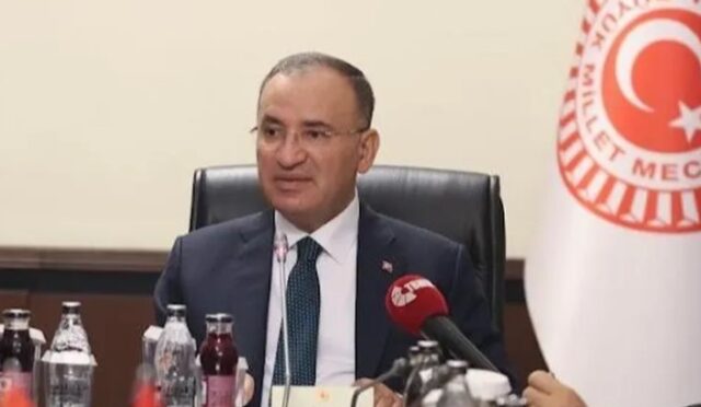 AK Parti TBMM Görev Dağılımını Açıkladı: Bozdağ Başkanvekili Oldu AK Parti TBMM Görev Dağılımını Açıkladı: Bozdağ Başkanvekili Oldu
