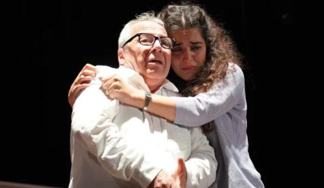 Ayvalık Belediye Tiyatrosu’na Uluslararası Üç Ödül