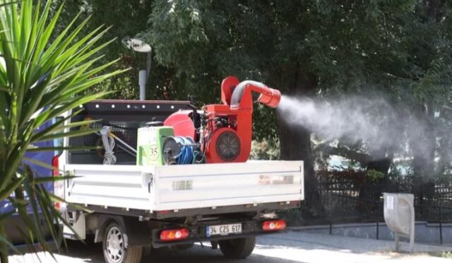 Bakırköy’de Zararlılara Karşı Yoğun İlaçlama Başladı