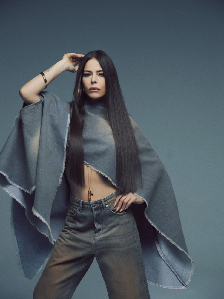 Yaza Simge İmzası: 'Mucize' Dinleyiciyle Buluştu