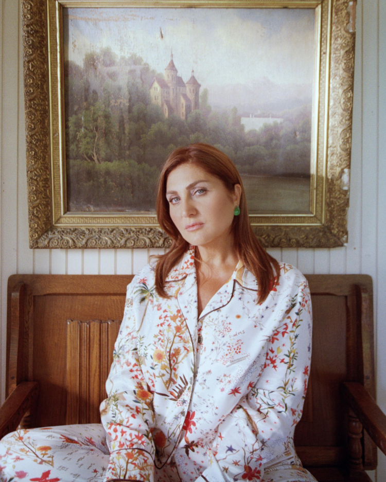 Sibel Can'ın Yeni Klibi İlk Kez Harbiye Sahnesinde