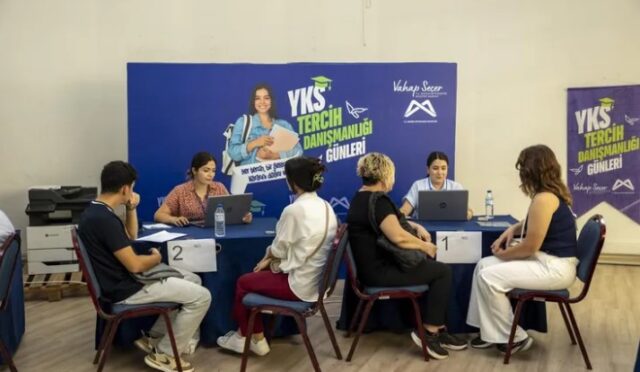 Mersin’den Gençlere Ücretsiz YKS Tercih Danışmanlığı