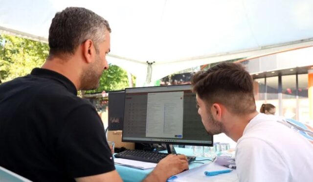 Sakarya’dan YKS Öğrencilerine Ücretsiz Destek Hizmeti Sakarya’dan YKS Öğrencilerine Ücretsiz Destek Hizmeti