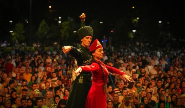Trabzon’da Horon ve Müzik Festivali Coşkusu Yaşandı