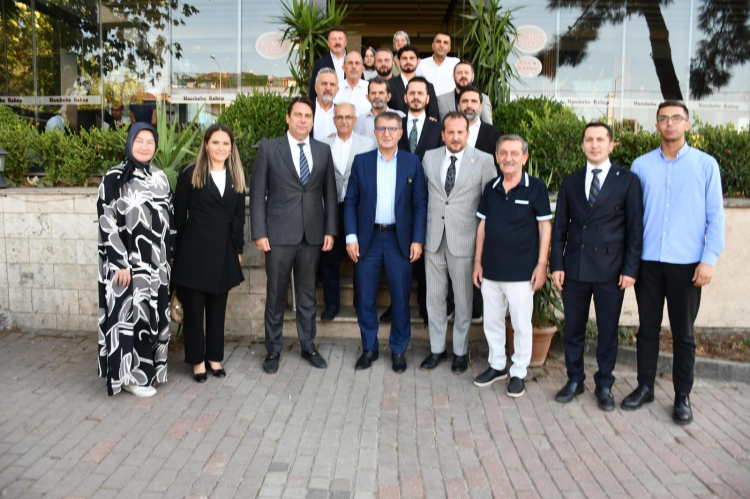 AK Parti MKYK Üyesi Ömer Serdar Osmangazi’de