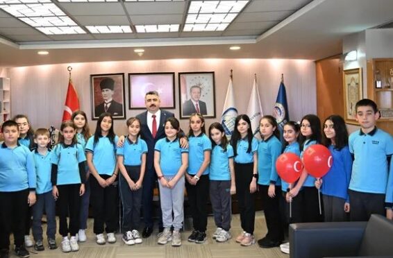 Bursa Yıldırım’da Eğitim İçin Tam Destek Veriliyor