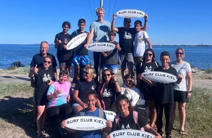 Hatay’ın Genç Sörfçüleri Almanya Kiel’de Rüzgarla Buluştu