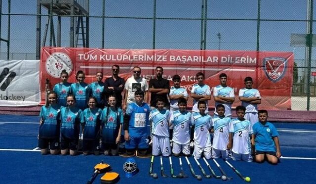 Nevşehirli Hokeyciler U-16 Türkiye Şampiyonası’nda Nevşehirli Hokeyciler U-16 Türkiye Şampiyonası’nda