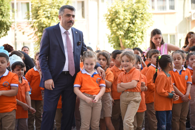 Bursa Yıldırım’da Eğitim İçin Tam Destek Veriliyor Bursa Yıldırım’da Eğitim İçin Tam Destek Veriliyor