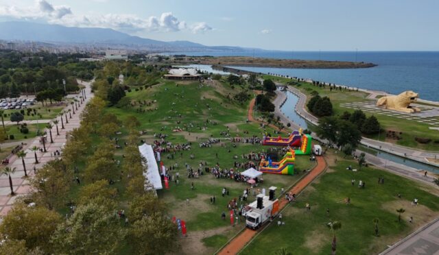 Samsunlular Uçurtma Şenliğinde Buluştu Samsunlular Uçurtma Şenliğinde Buluştu