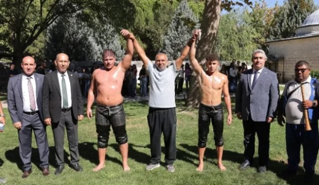 Trakya Üniversitesi’nde Kırkpınar Etkinlikleri Tanıtıldı Trakya Üniversitesi’nde Kırkpınar Etkinlikleri Tanıtıldı
