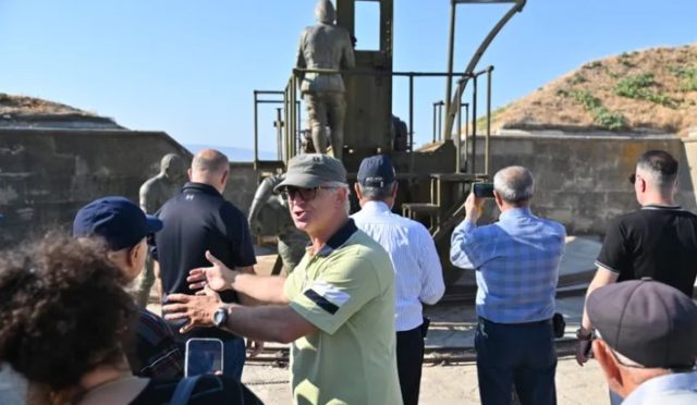 Manisalı Gazi ve Şehit Aileleri Çanakkale’de Tarihi Anları Yaşadı Manisalı Gazi ve Şehit Aileleri Çanakkale’de Tarihi Anları Yaşadı