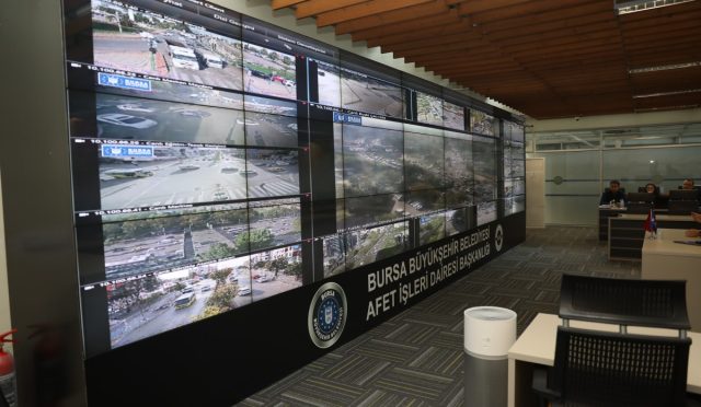 Bursa Büyükşehir’den İlk Gün Önlemleri: Ekipler Sahada