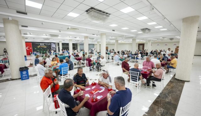 Mersin’de Uluslararası Briç Festivali Başladı Mersin’de Uluslararası Briç Festivali Başladı