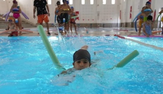 Denizli’de 1. Sınıf Öğrencilerine Yüzme Eğitimi Denizli’de 1. Sınıf Öğrencilerine Yüzme Eğitimi