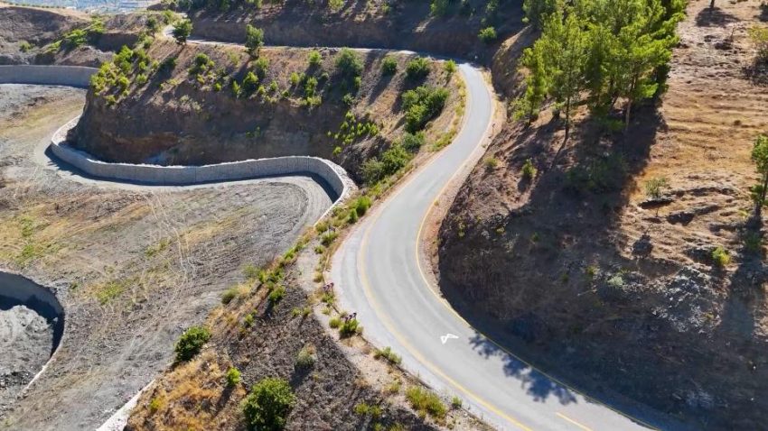 Büyükşehir’le Anamur Yolları Yenilendi