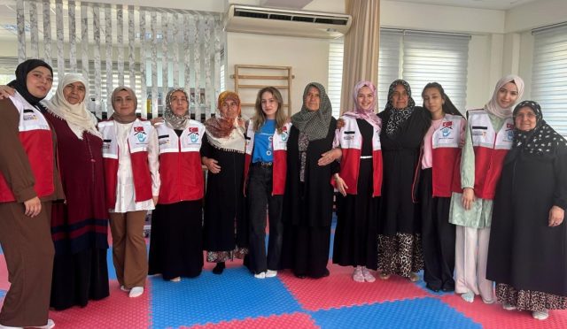 Büyükşehir’le Kalpler ve Hafızalar Bir Araya Geldi Büyükşehir’le Kalpler ve Hafızalar Bir Araya Geldi