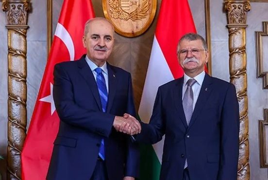 Kurtulmuş, Macaristan’da Mevkidaşıyla Bir Araya Geldi