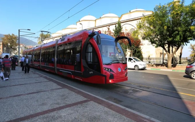Bursa’da T1 Tramvayında Geçici Duraklama
