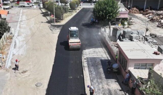 Manisa Ahmetli’de Sıcak Asfalt Çalışmaları Başladı Manisa Ahmetli’de Sıcak Asfalt Çalışmaları Başladı