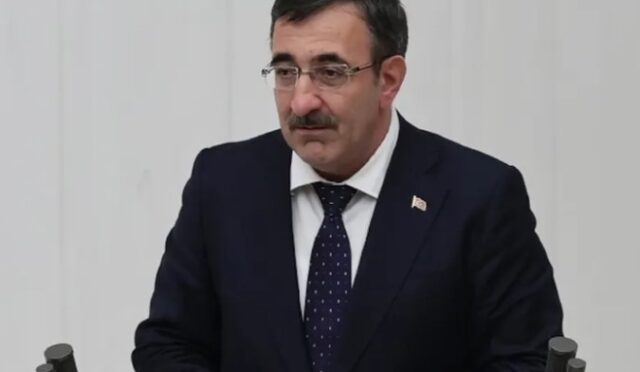 Cevdet Yılmaz: Enflasyonda 15 Aydır Süren Düşüş Devam Ediyor Cevdet Yılmaz: Enflasyonda 15 Aydır Süren Düşüş Devam Ediyor