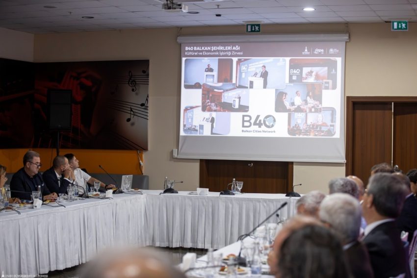 Başkan Tugay: İzmir’i Öncü Kent Haline Getirmek İçin Çalışıyoruz