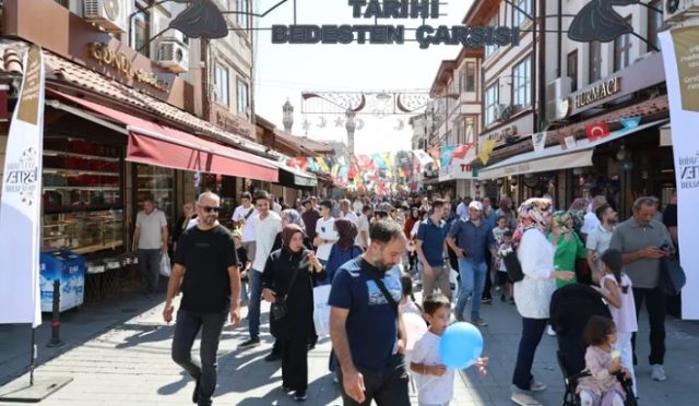 Başkan Altay’dan Konya Esnafına Teşekkür Mesajı Başkan Altay’dan Konya Esnafına Teşekkür Mesajı