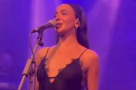 Aybüke Albere, Yeni Sezonun İlk Sahnesinde Aybüke Albere, Yeni Sezonun İlk Sahnesinde