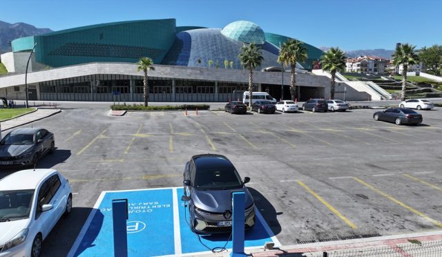 Denizli, Elektrikli Araçlarla Sürdürülebilir Geleceğe Hazırlanıyor Denizli, Elektrikli Araçlarla Sürdürülebilir Geleceğe Hazırlanıyor