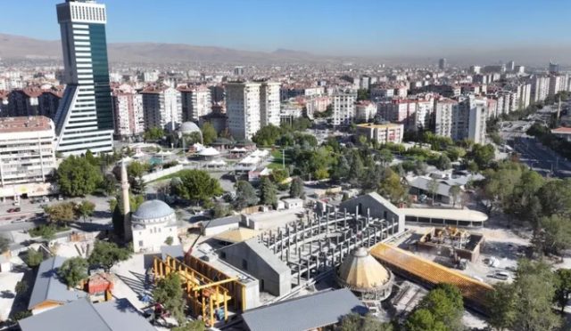 Şehir Kütüphanesi Konya’da Yükseliyor Şehir Kütüphanesi Konya’da Yükseliyor