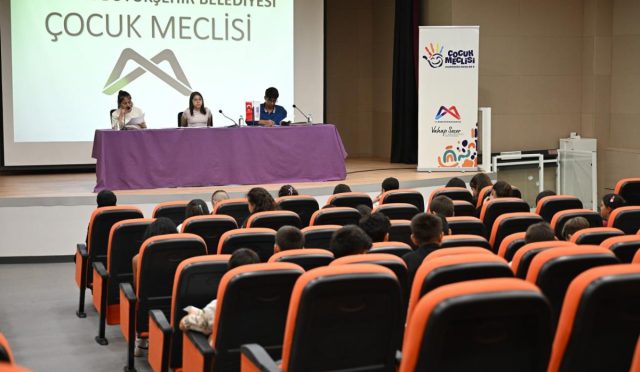 Mersin Çocuk Meclisi Eylül Toplantısında Buluştu Mersin Çocuk Meclisi Eylül Toplantısında Buluştu