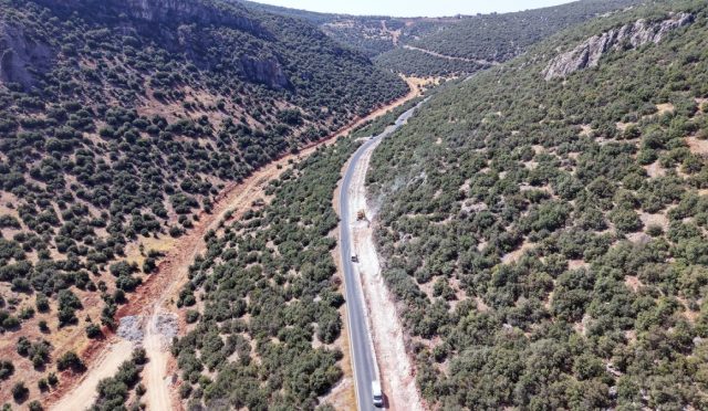 Büyükşehir’den Pazarcık’a Yol Atağı Büyükşehir’den Pazarcık’a Yol Atağı
