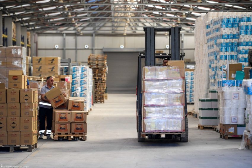 Okullarda Temizlik İçin Büyükşehir’den Hijyen Seti