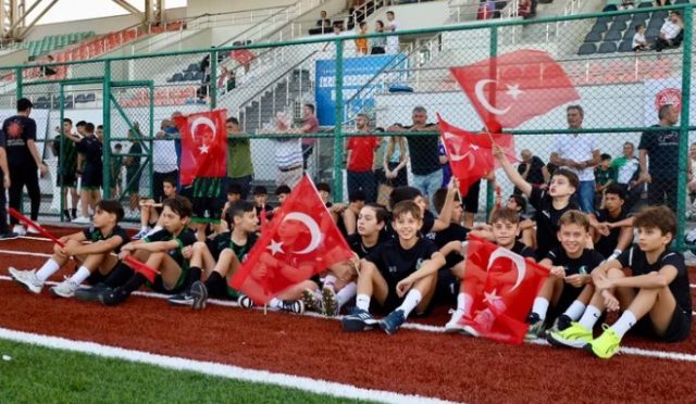 Sakarya’da Sporla Yeni Dönem Başladı Sakarya’da Sporla Yeni Dönem Başladı