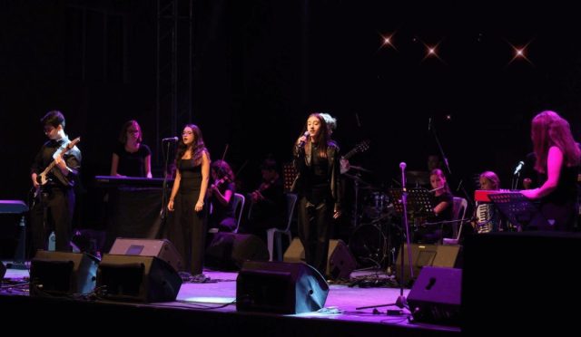 MOD10 Gençlik Orkestrası Altınova’da Kurtuluş Coşkusunu Canlandırdı MOD10 Gençlik Orkestrası Altınova’da Kurtuluş Coşkusunu Canlandırdı