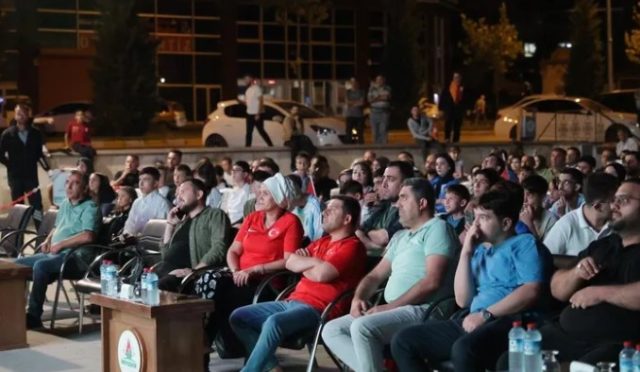 Nevşehir’de Ay-Yıldızlı Takıma Maç Coşkusu