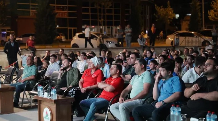 Nevşehir’de Ay-Yıldızlı Takıma Maç Coşkusu