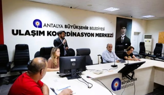 Antalya’da Toplu Taşıma Şoförlerine Engelli ve Otizm Farkındalık Eğitimi Verildi Antalya’da Toplu Taşıma Şoförlerine Engelli ve Otizm Farkındalık Eğitimi Verildi