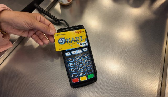 Kocaeli Büyükşehir Afetzedelerin Yanında