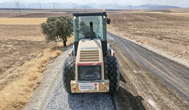 Büyükşehir, Afşin’de 9 Mahalleyi Birleştiren Grup Yolunu Yeniledi