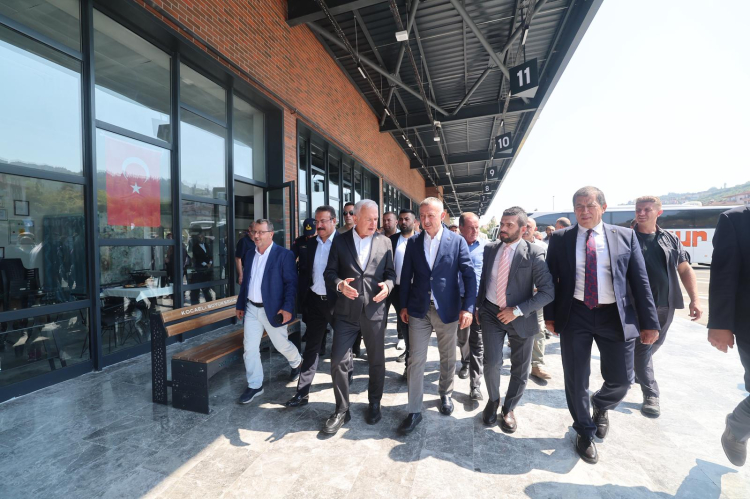 Karamürsel’in Yeni Modern Otogarı Tanıtıldı