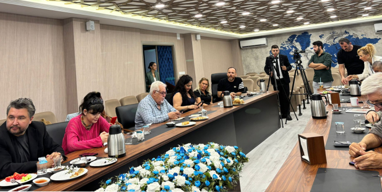 Anahtar Parti’den Türkiye’ye Yeni Sistem Vurgusu! Anahtar Parti’den Türkiye’ye Yeni Sistem Vurgusu!