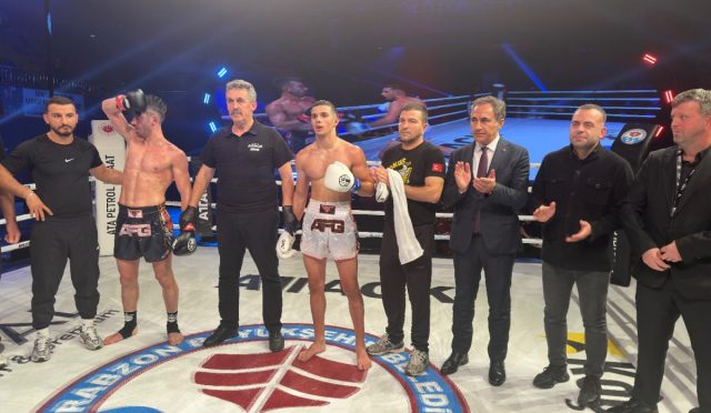 Efsane Antrenör Durmuşoğlu Anısına Duygusal Gece