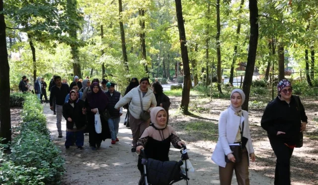 Sakarya’da Özel Bireyler Doğayla Buluştu Sakarya’da Özel Bireyler Doğayla Buluştu