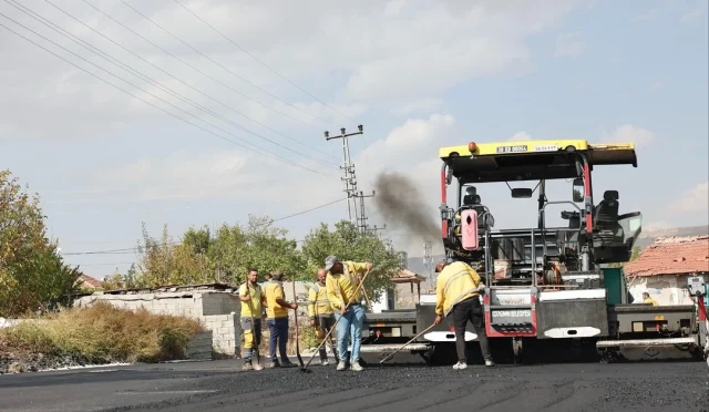 Kocasinan’da Yol Yenileme Çalışmalarıyla Trafiğe Konfor Sağlanıyor