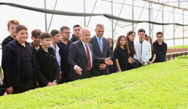 Ordu’da Genç Çiftçilere Seracılık Eğitimi Ordu’da Genç Çiftçilere Seracılık Eğitimi